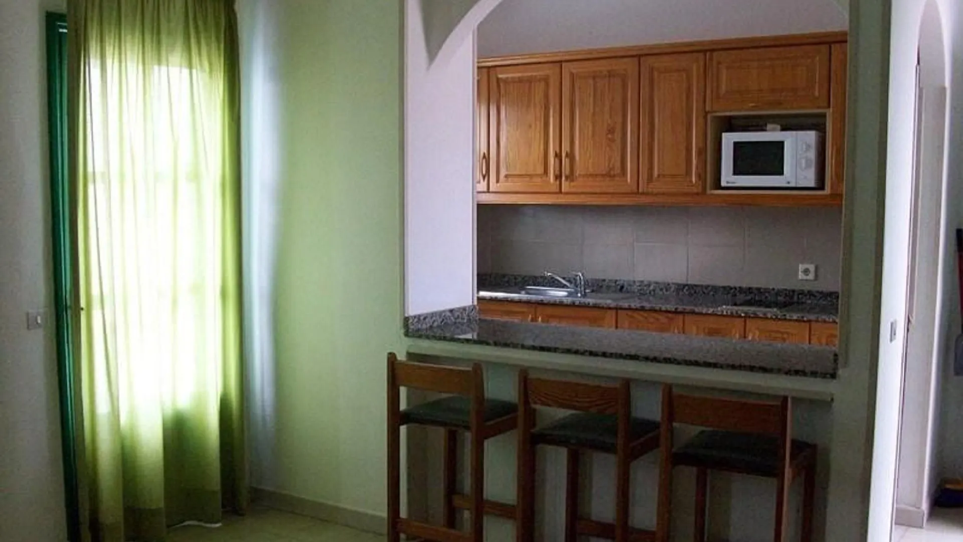 Apartamentos Luz Y Mar Puerto del Carmen   Puerto del Carmen (Lanzarote)