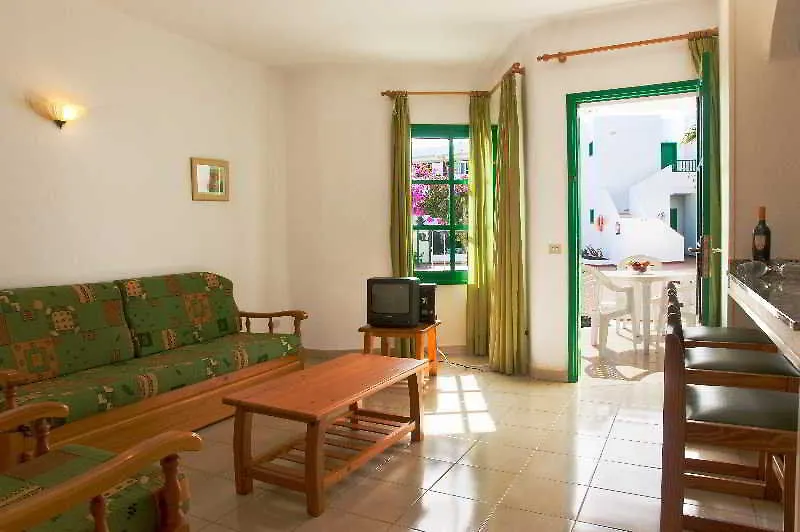 Apartamentos Luz Y Mar Puerto del Carmen  0*, Puerto del Carmen (Lanzarote) España