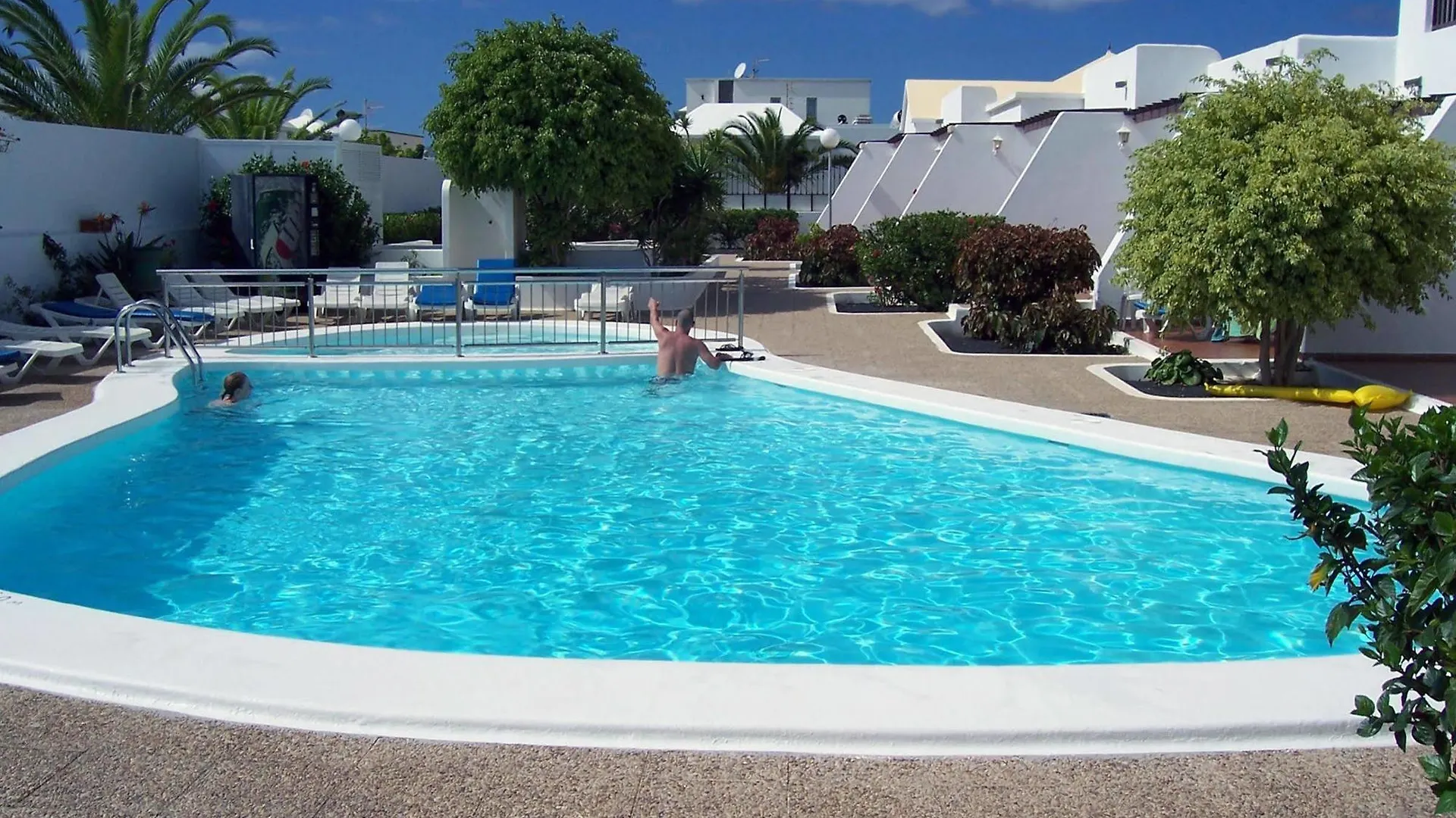 Apartamentos Luz Y Mar Puerto del Carmen  0*, Puerto del Carmen (Lanzarote) España